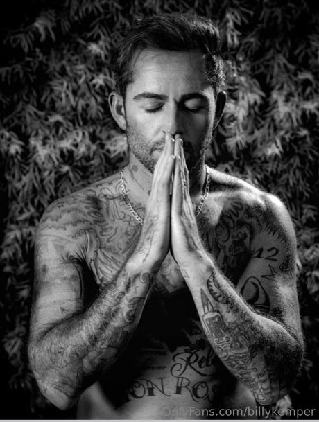 Billykemper nudes star pics