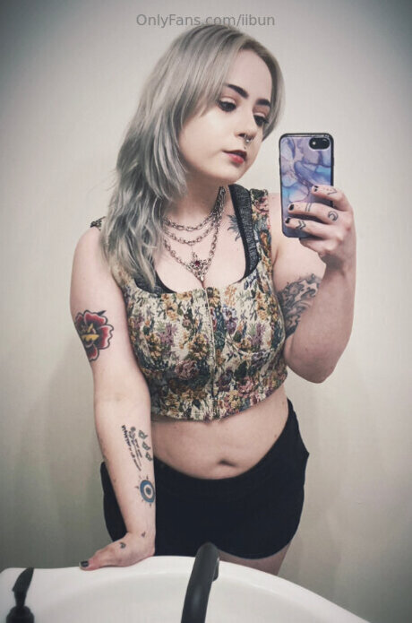 Lilithmournstar model pretty archive