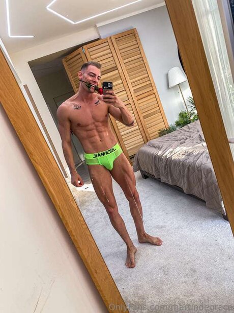 Martinwildx high quality model pic