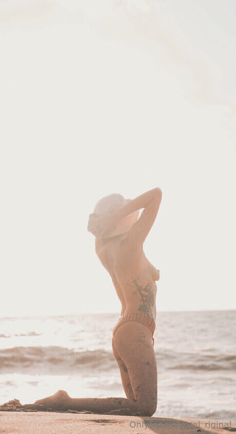 Flor Apassion pornstar adult gallery