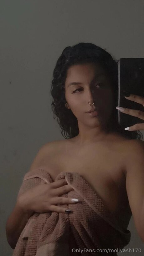 Mollyash170 model high quality img