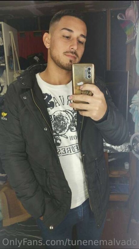 Tunenemalvado nudes model pictures