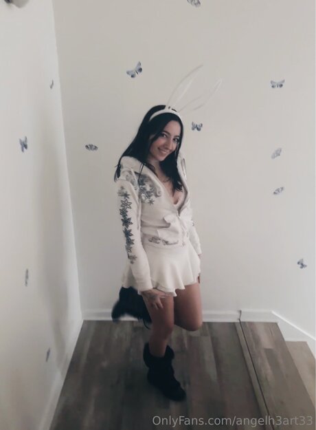 Angelh3art33 erotic actress galleries