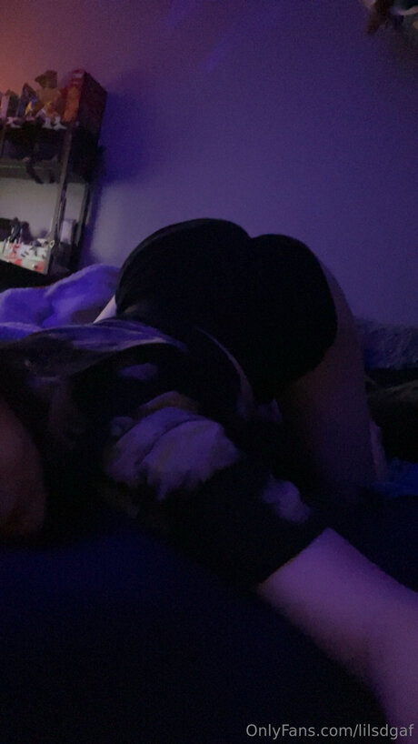 Lilsdgaf model nude images