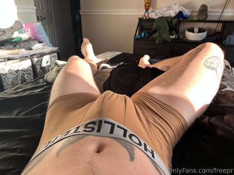 Freepr model pretty galleries