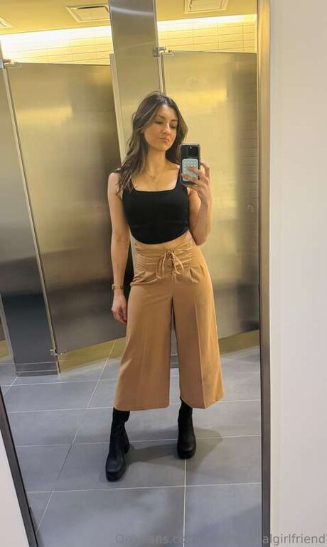 Professionalgirlfriend star pictures