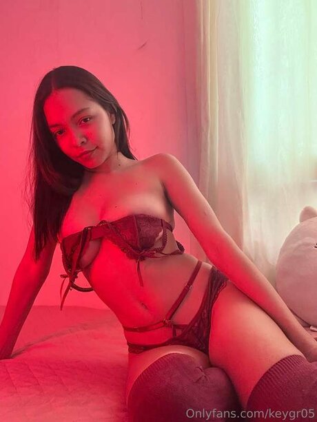 Keygr05 model free pics