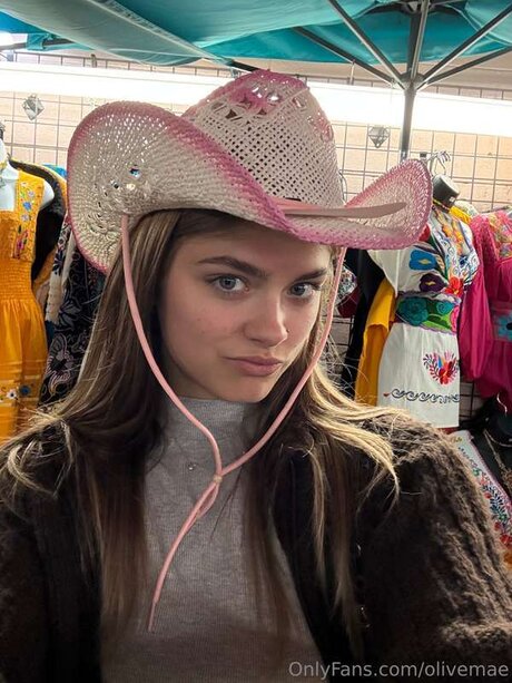 Olivemae pornstar pictures