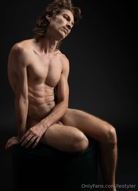 Leotyler star naked pic