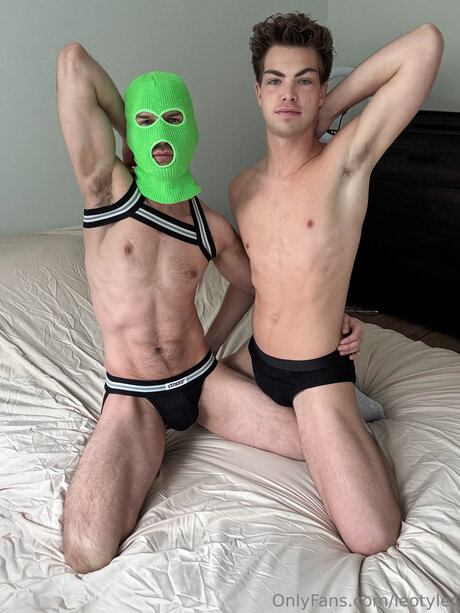 Leotyler model perfect photo