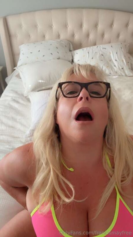 Francismayfree star art pic