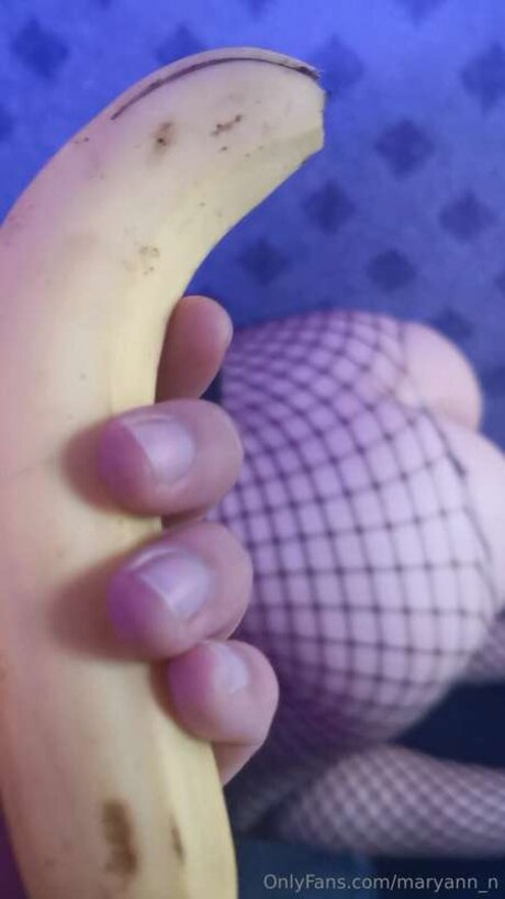 Maryann N art model pics