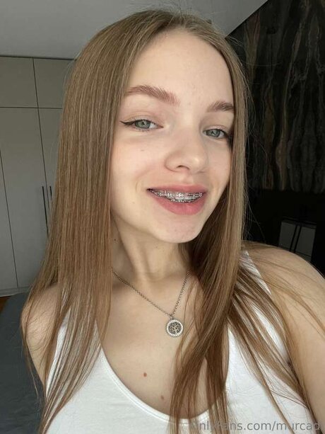 Murcadi naked actress galleries