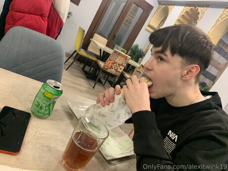 Alexitwink19 pornstar sexy archive