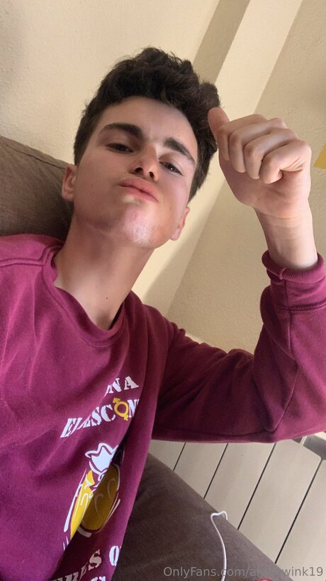 Alexitwink19 star top pics
