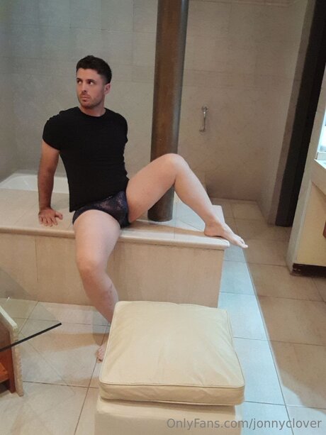 Jonnyclover perfect model archive