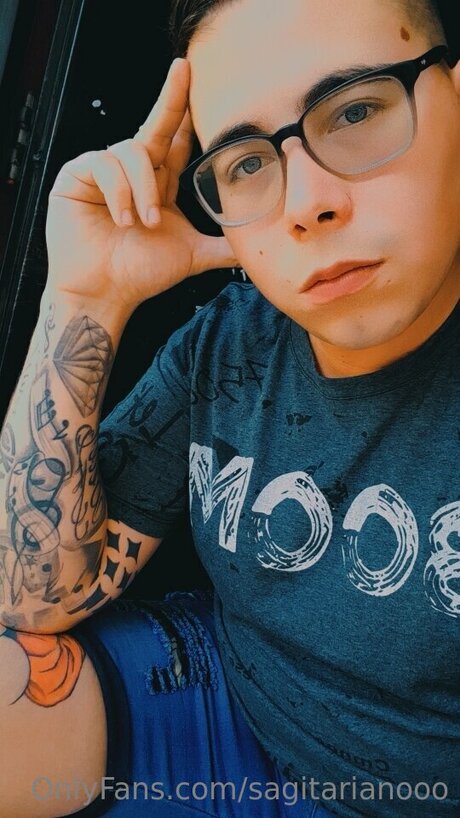 Sagitarianooo model beautiful photo