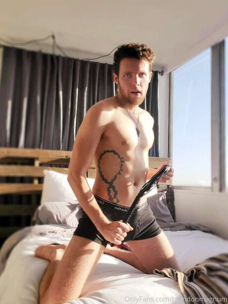 Brandonmagnum star erotic photo
