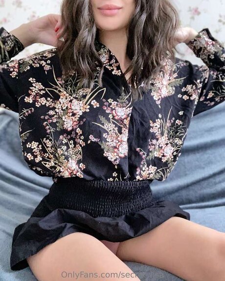 Secret Lisa pornstar adult photos