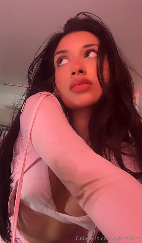 Adorealice exclusive actress pictures