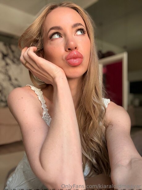 Kiaralordmagyar beautiful actress gallery