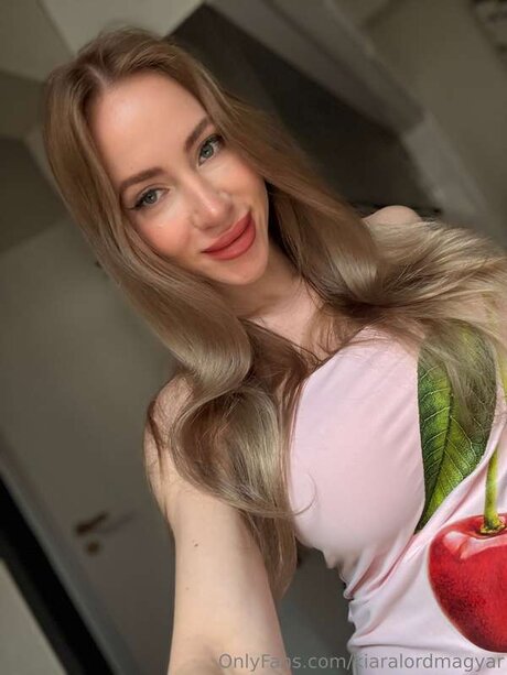 Kiaralordmagyar porn actress photo