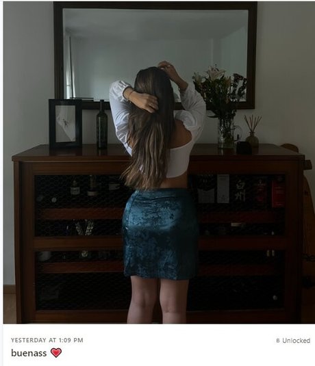 Vale ASMR pornstar photos