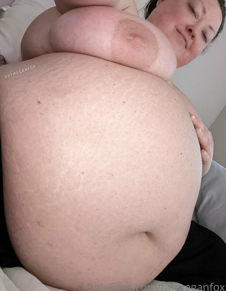 fatmeganfox pornstar art photo