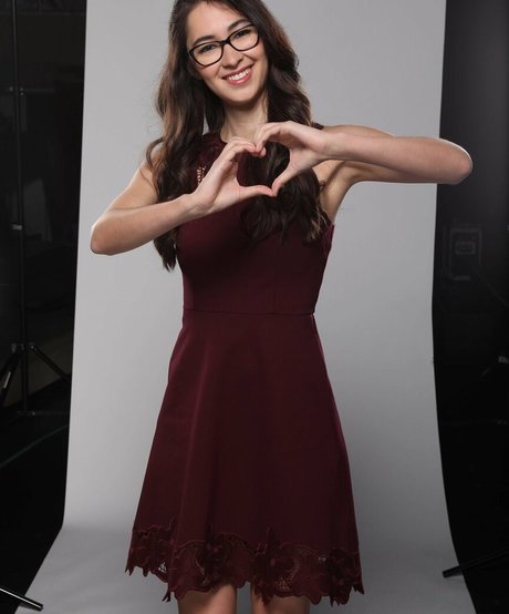 Ovilee May model hd pics