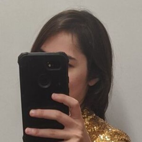 Ovilee May top model picture