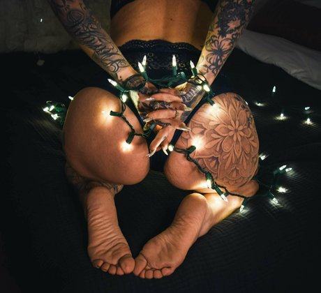 tattooedbarbie86 star pretty pictures