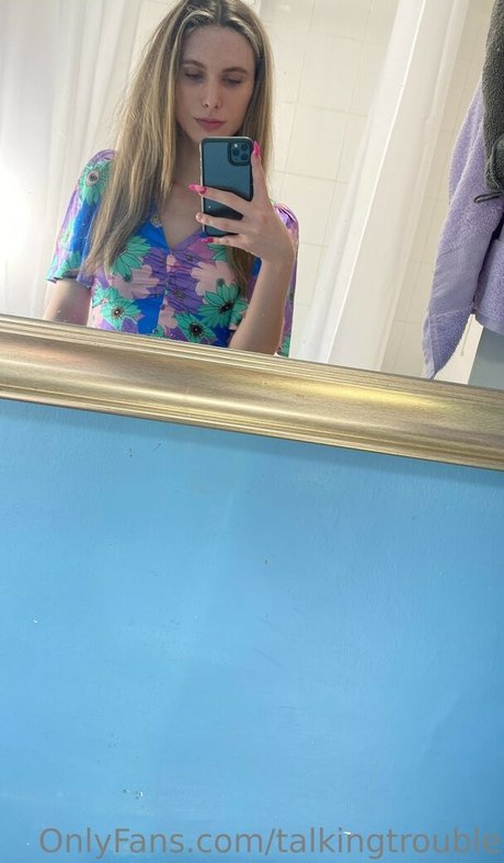 Talking Trouble star nice pics