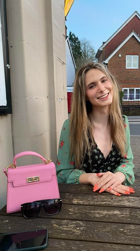 Talking Trouble star erotic archive