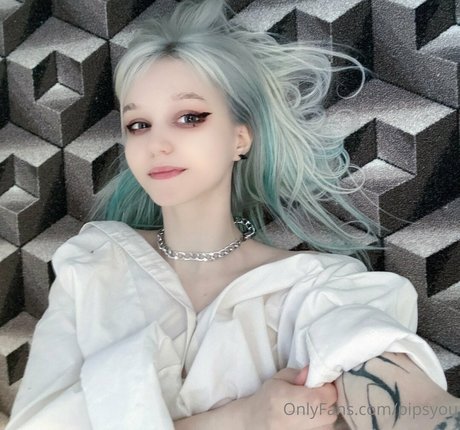 pipsikk model pornographic pictures