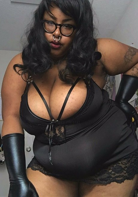thebbwbible model pornographic pictures