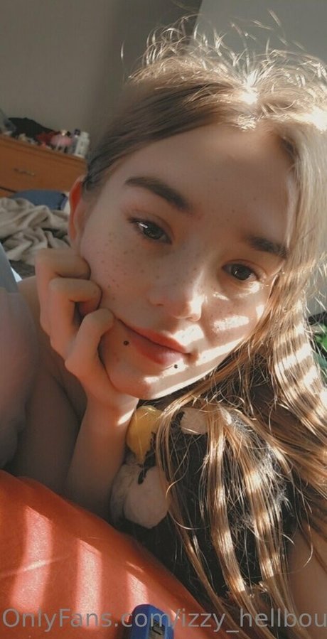 izzy hellbourne pornstar nudes archive