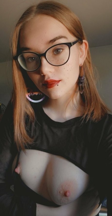 izzy hellbourne best star archive