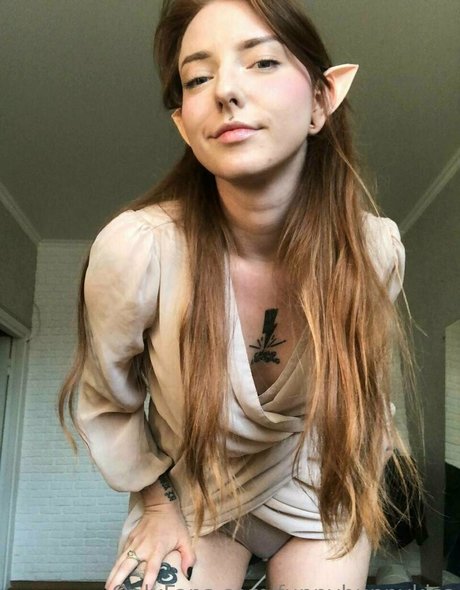 funnybunnykiss model exclusive picture