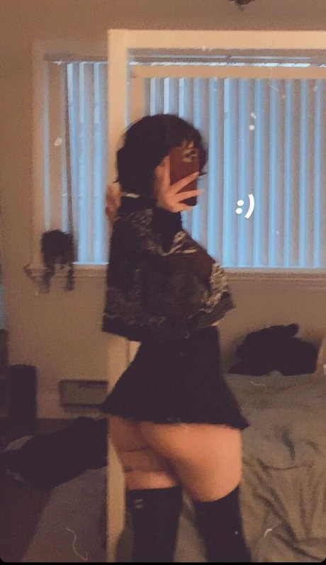 Ltlyata star naked gallery