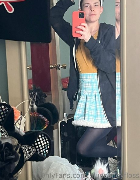 bluecandyfloss nude model gallery