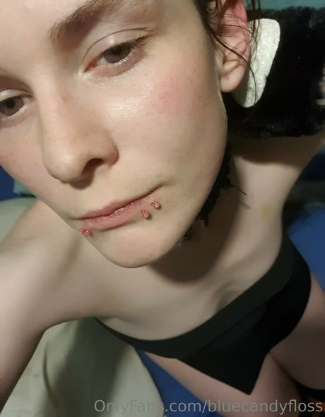 bluecandyfloss adult model pics