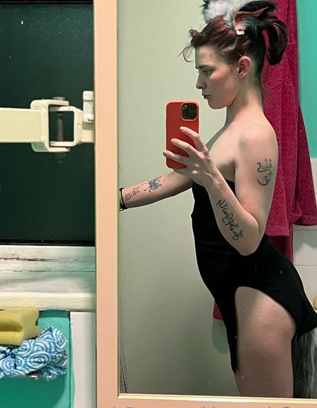 bluecandyfloss star pornographic galleries