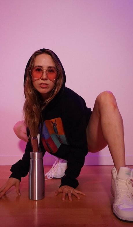 jackiehoff erotic model photo