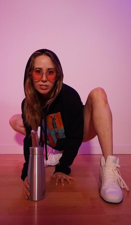 jackiehoff nudes model photo