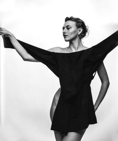 Ella Kernkamp pornstar erotic img