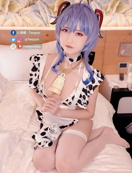 Twoyun pornstar nude galleries