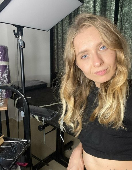 sexsweetblonde exclusive pornstar img