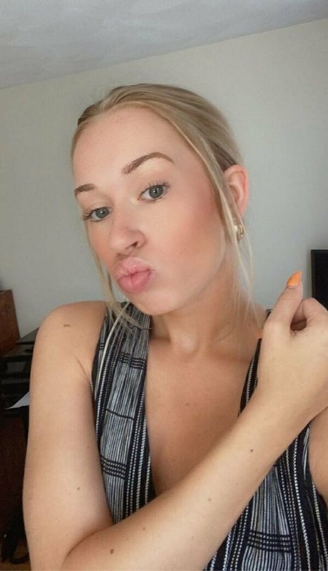 Olivia Juaire pornographic star pics