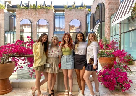 Offlinetv And Friends pornstar hd picture