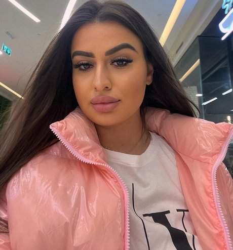 _b miruna xxx model archive